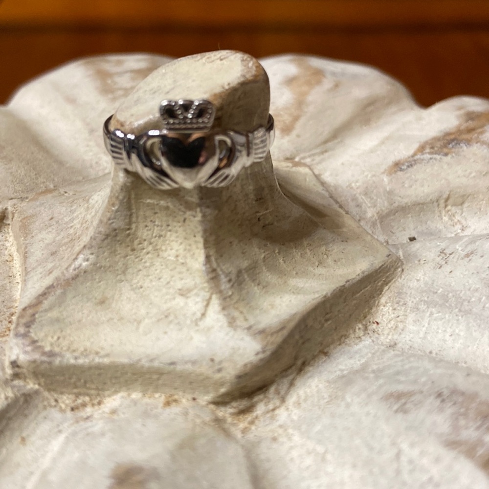 Sterling Silver Claddaugh Ring
